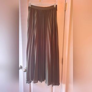 Olive green pleated maxi skirt
